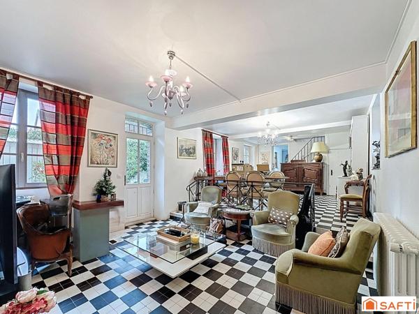 Proches tous commerces et gare direct Paris