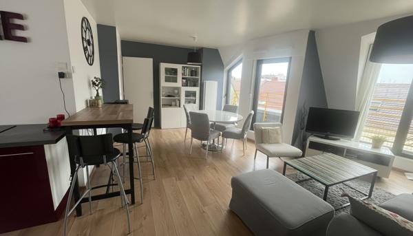 T3 en dernier étage avec vue dégagée, quartier Vauban