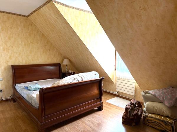 Commerces et écoles à pied!