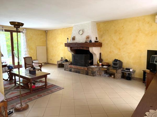 Commerces et écoles à pied!