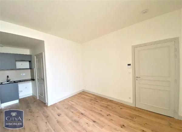 Appartement à louer 1 pièce 24.6m² Montauban (82000)