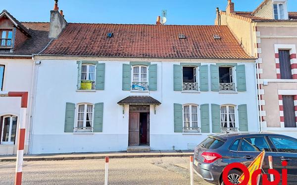Maison à vendre    5 pièces •  Néris-les-Bains