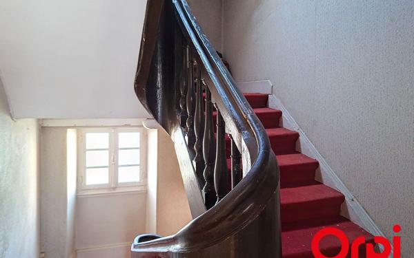 Maison à vendre    5 pièces •  Néris-les-Bains