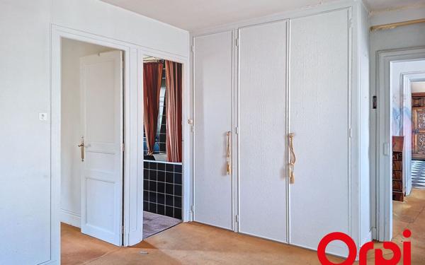 Maison à vendre    5 pièces •  Néris-les-Bains