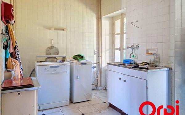 Maison à vendre    5 pièces •  Néris-les-Bains