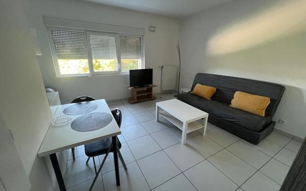 Appartement à vendre    1 pièce • 23,68 m2 Montélimar