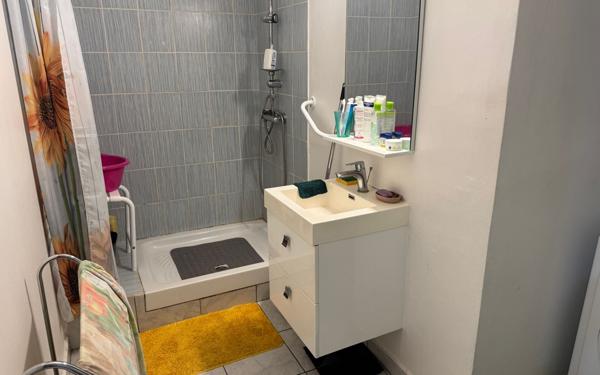 Appartement à vendre    3 pièces • 66,10 m2 Pointe-à-Pitre