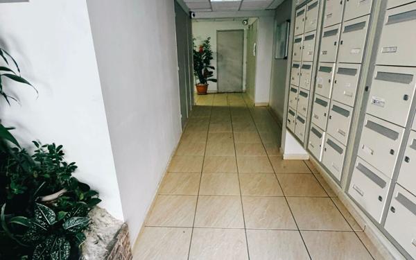 Appartement à vendre    3 pièces • 66,10 m2 Pointe-à-Pitre