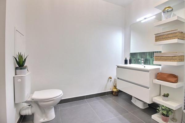 4 pièces avec balcon au pied du métro