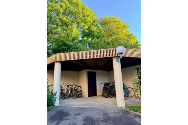 A LOUER : T1 à LILLE • Rue de la Louvière - SAINT-MAURICE PELLEVOISIN • 780 € CC • Réf. 1601-44