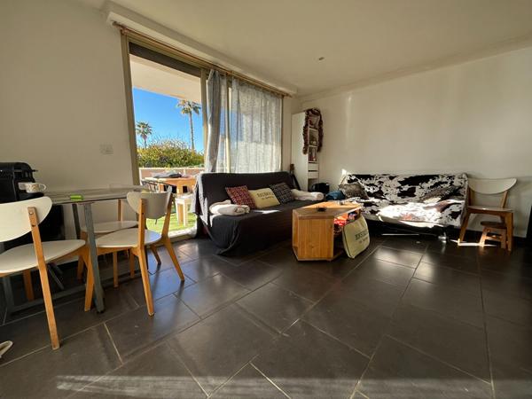Appartement 2 pièces 38m² Jardin 175m² en Front de mer
