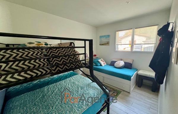 SAINT-GEORGES-DE-DIDONNE MAISON RECENTE DE PLAIN PIED AVEC G