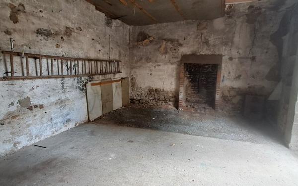 Immeuble à vendre    10 pièces •  Boussac