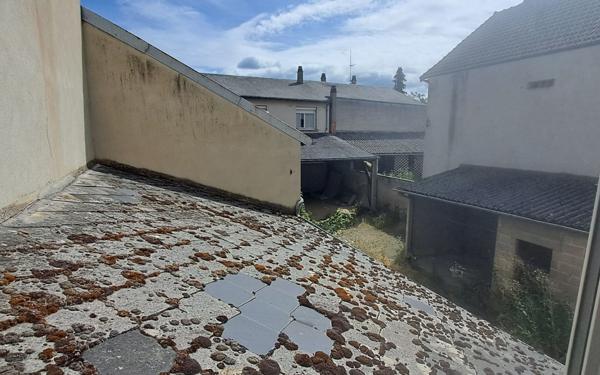 Immeuble à vendre    10 pièces •  Boussac