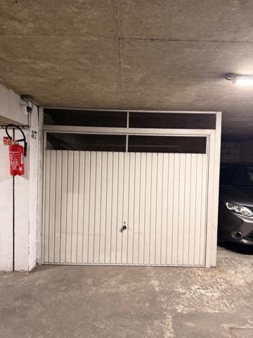 À Vendre – Place de Parking Sécurisée | Rue Carducci, Paris 19ᵉ