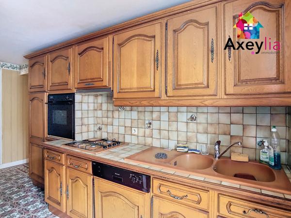 Saint-Agnan (71160) Maison T6 + appartement T2 + garage et jardin