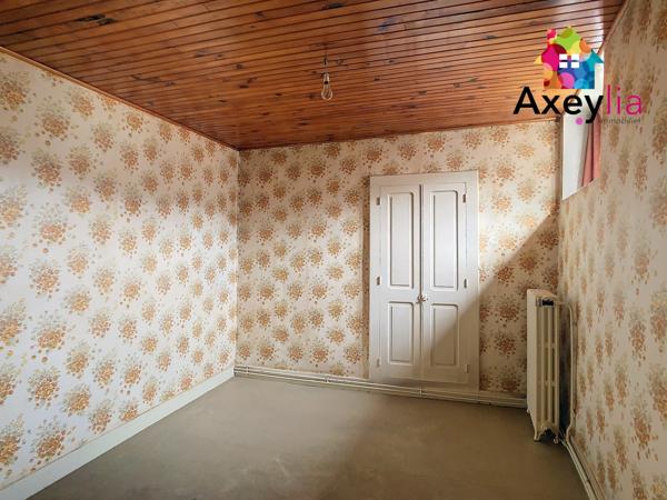 Saint-Agnan (71160) Maison T6 + appartement T2 + garage et jardin