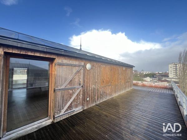 Location appartement 5 pièces 94 m² Mérignac