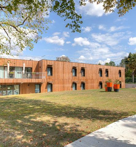 INVESTISSEMENT LOCATIF – FARGUES ST HILAIRE - Résidence du Clos Lafitte - 6.22%  de rentabilité.