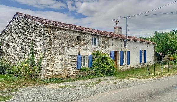 Maison Doix Les Fontaines 2 pièce(s)