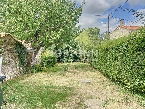 Maison Doix Les Fontaines 2 pièce(s)