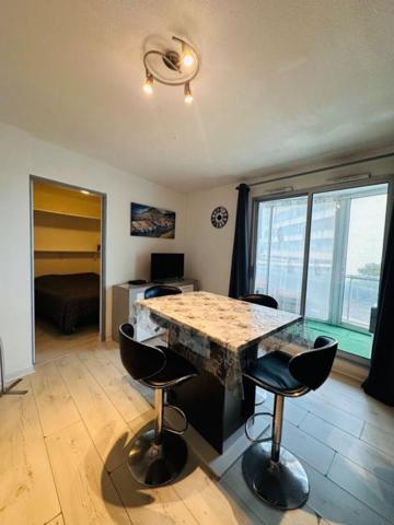 T2 avec loggia, vue mer et parking privatif