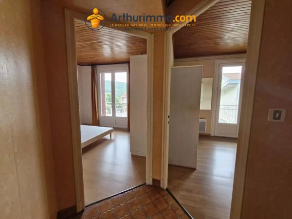 Vente                                                      Maison
                        
                     5 pièces                      112 m2                     à Lavelanet