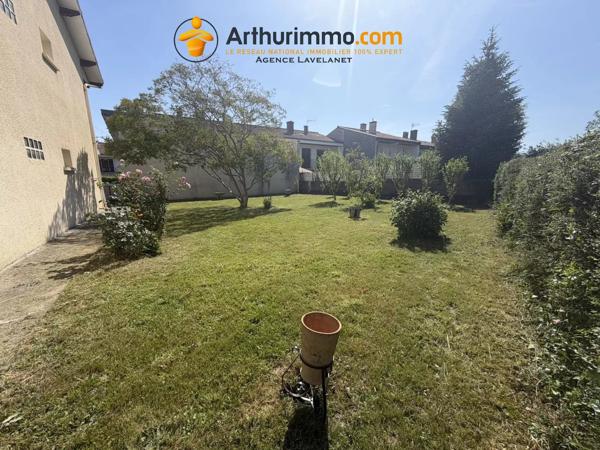 Vente                                                      Maison
                        
                     5 pièces                      112 m2                     à Lavelanet