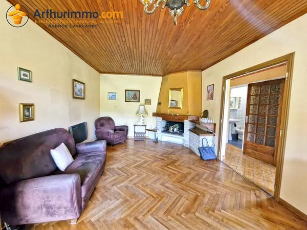 Vente                                                      Maison
                        
                     5 pièces                      112 m2                     à Lavelanet