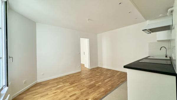 A VENDRE 2P RENOVE 31M2 CALME CANAL ST MARTIN GONCOURT PARIS 10E