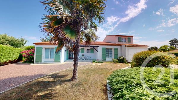 Maison à vendre  6 pièces - 128,87 m 2   ST VINCENT SUR JARD  - 85