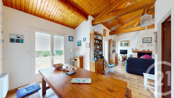 Maison à vendre  6 pièces - 128,87 m 2   ST VINCENT SUR JARD  - 85