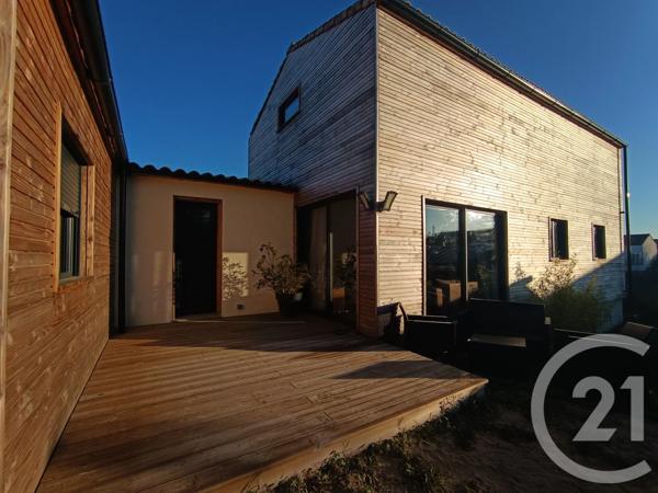 Maison à vendre  6 pièces - 128,87 m 2   ST VINCENT SUR JARD  - 85