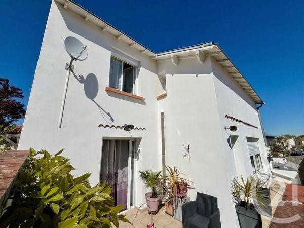 Maison à vendre  6 pièces - 128,87 m 2   ST VINCENT SUR JARD  - 85