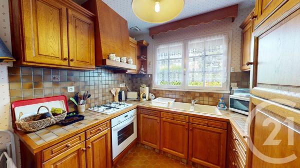 Maison à vendre  6 pièces - 128,87 m 2   ST VINCENT SUR JARD  - 85
