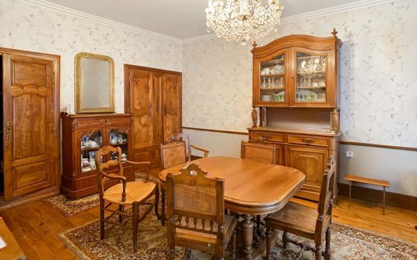 Maison à vendre    6 pièces • 104 m2 Les Andelys