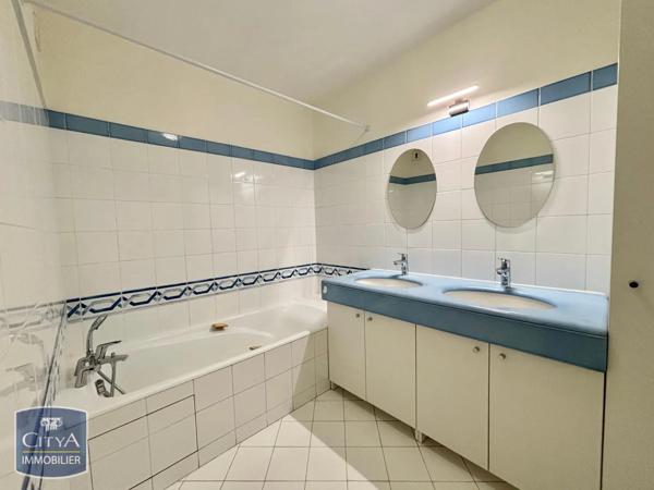 Appartement à louer 4 pièces 131.9m² Lyon 4e Arrondissement (69004)