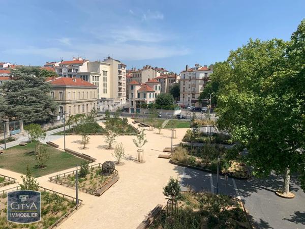 Appartement à louer 4 pièces 131.9m² Lyon 4e Arrondissement (69004)