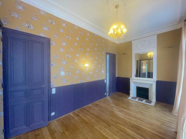 Splendide appartement 190 m² entièrement rénové centre Rambouillet