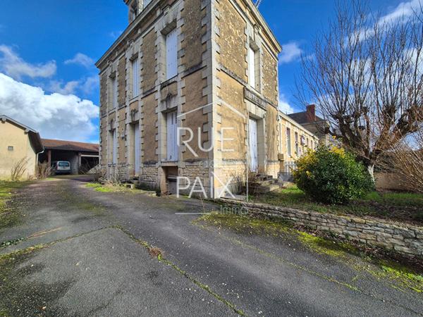 86330 MARTAIZE Maison Martaize 6 pièce(s) 255 m2