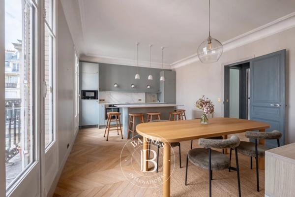 Paris 7ème, Appartement 2 Chambres -  96 m² à vendre
