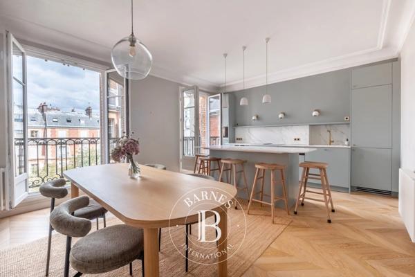 Paris 7ème, Appartement 2 Chambres -  96 m² à vendre