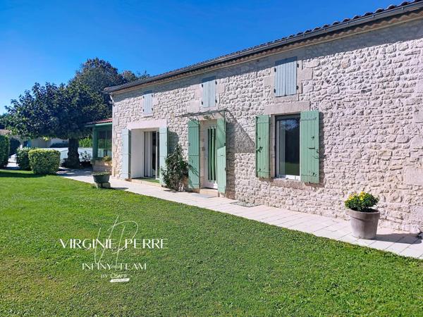 MAISON CHARENTAISE AVEC GARAGE ET PISCINE - 143M2 - SAINT-SULPICE-DE-ROYAN (17200)
