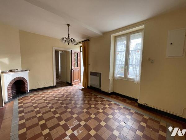 MAISON DE BOURG de 70m² avec garage au coeur de MAROLLES LES BRAULTS