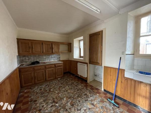 MAISON DE BOURG de 70m² avec garage au coeur de MAROLLES LES BRAULTS