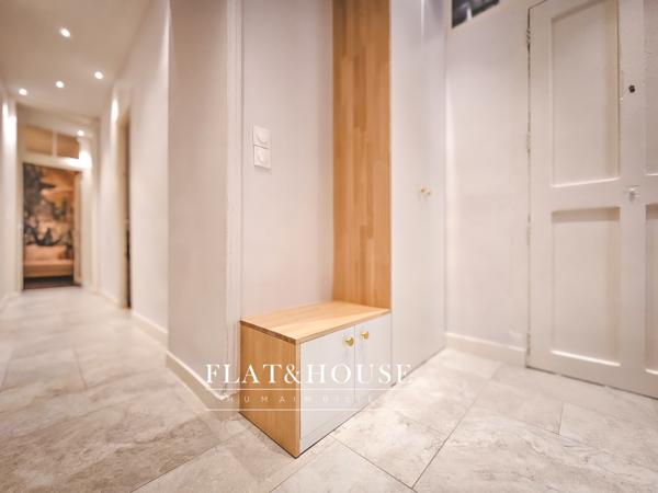 Appartement hypercentre NANTES- T4 100 m² au 1er étage - RUE BON SECOURS