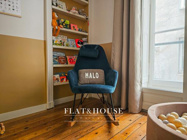 Appartement hypercentre NANTES- T4 100 m² au 1er étage - RUE BON SECOURS