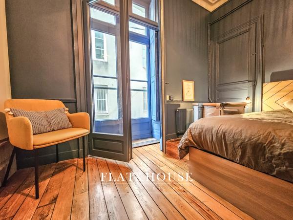 Appartement hypercentre NANTES- T4 100 m² au 1er étage - RUE BON SECOURS