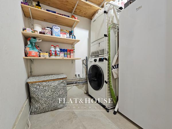 Appartement hypercentre NANTES- T4 100 m² au 1er étage - RUE BON SECOURS