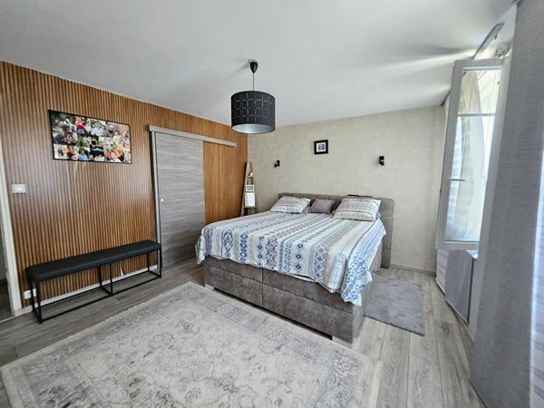 Appartement 5 pièces 105.47 m2